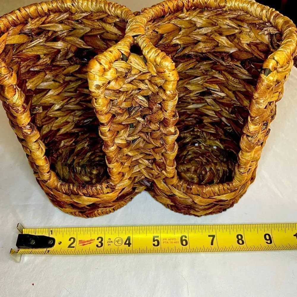 Vintage Double Wine Bottle Woven Wicker Tote with Rotating Handle 14x8